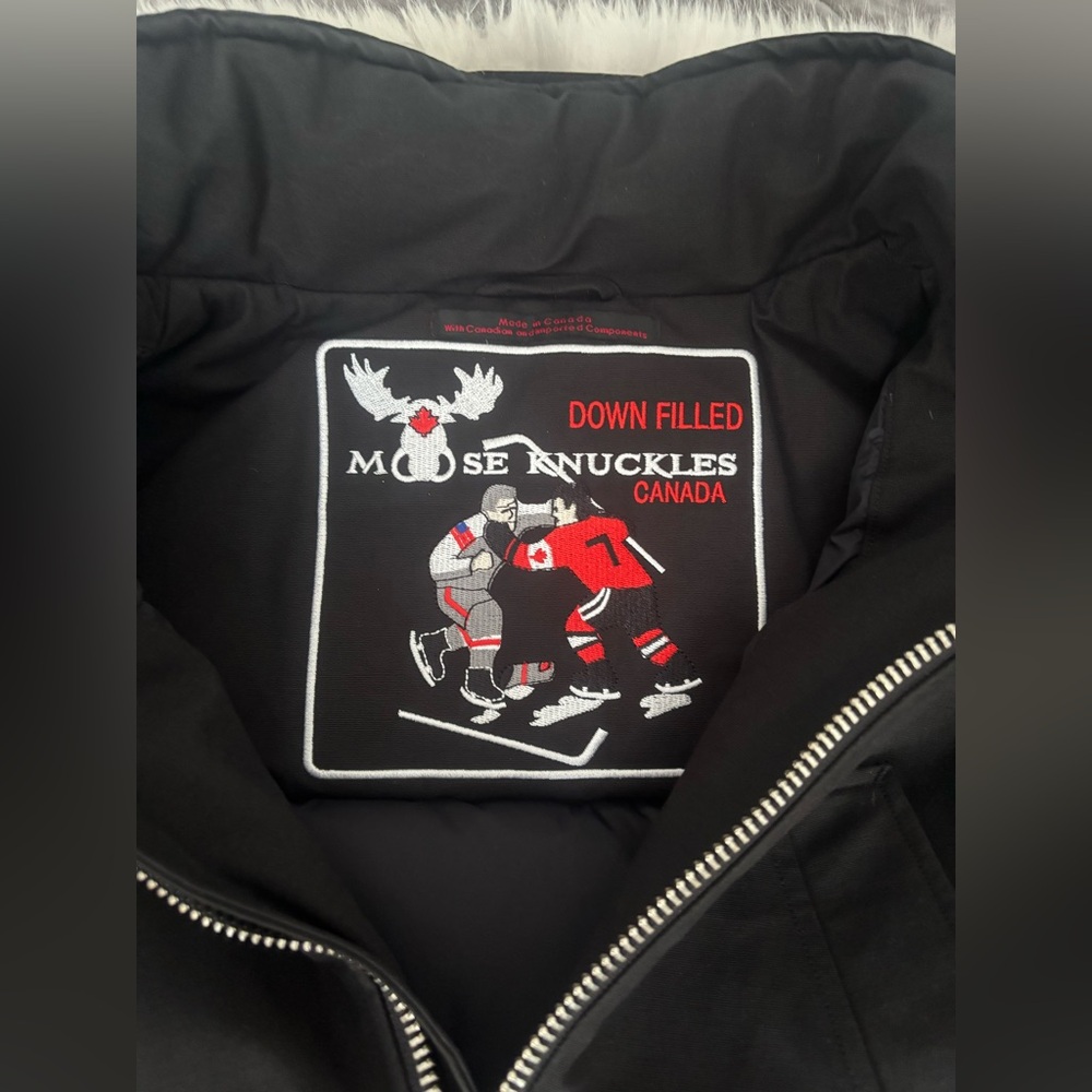 Moose Knuckles Black Bomber Jacket with White Fur Trim - Picture 4 of 4
